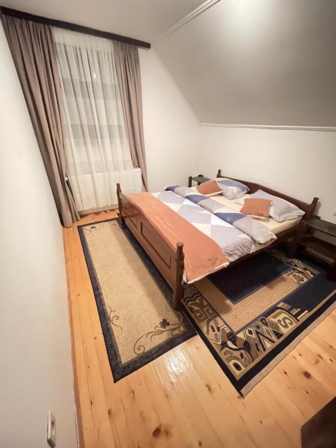 Underwoods Zabljak Guesthouse Exterior photo